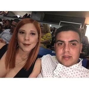 Meet your Posher, Naomi